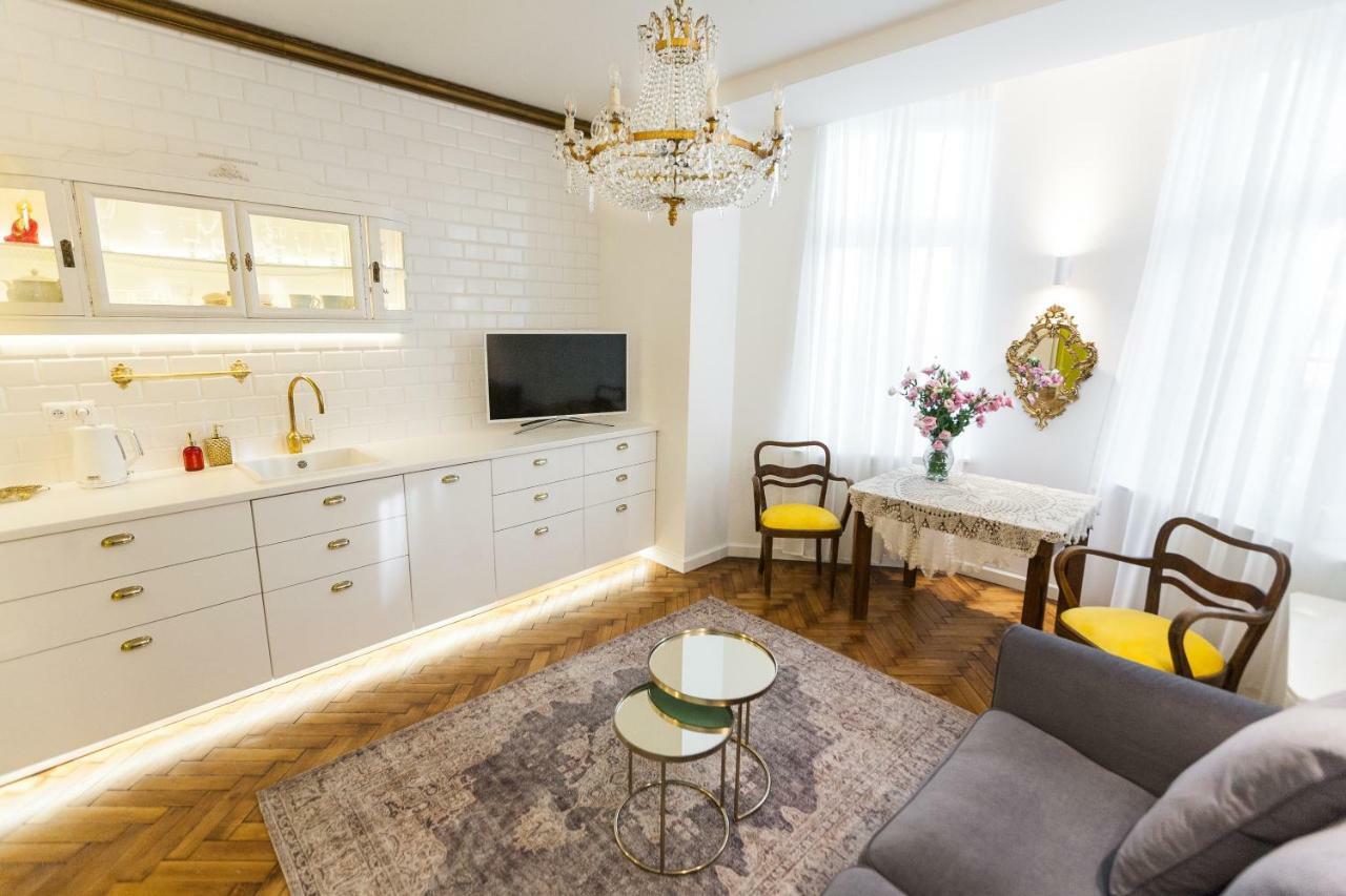 Apartment Luxury Pod Zyrandolem Krakau